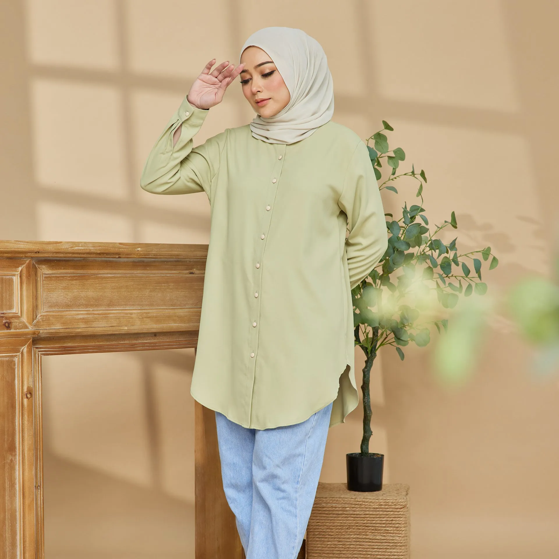 Hanie Blouse - Sage Mint