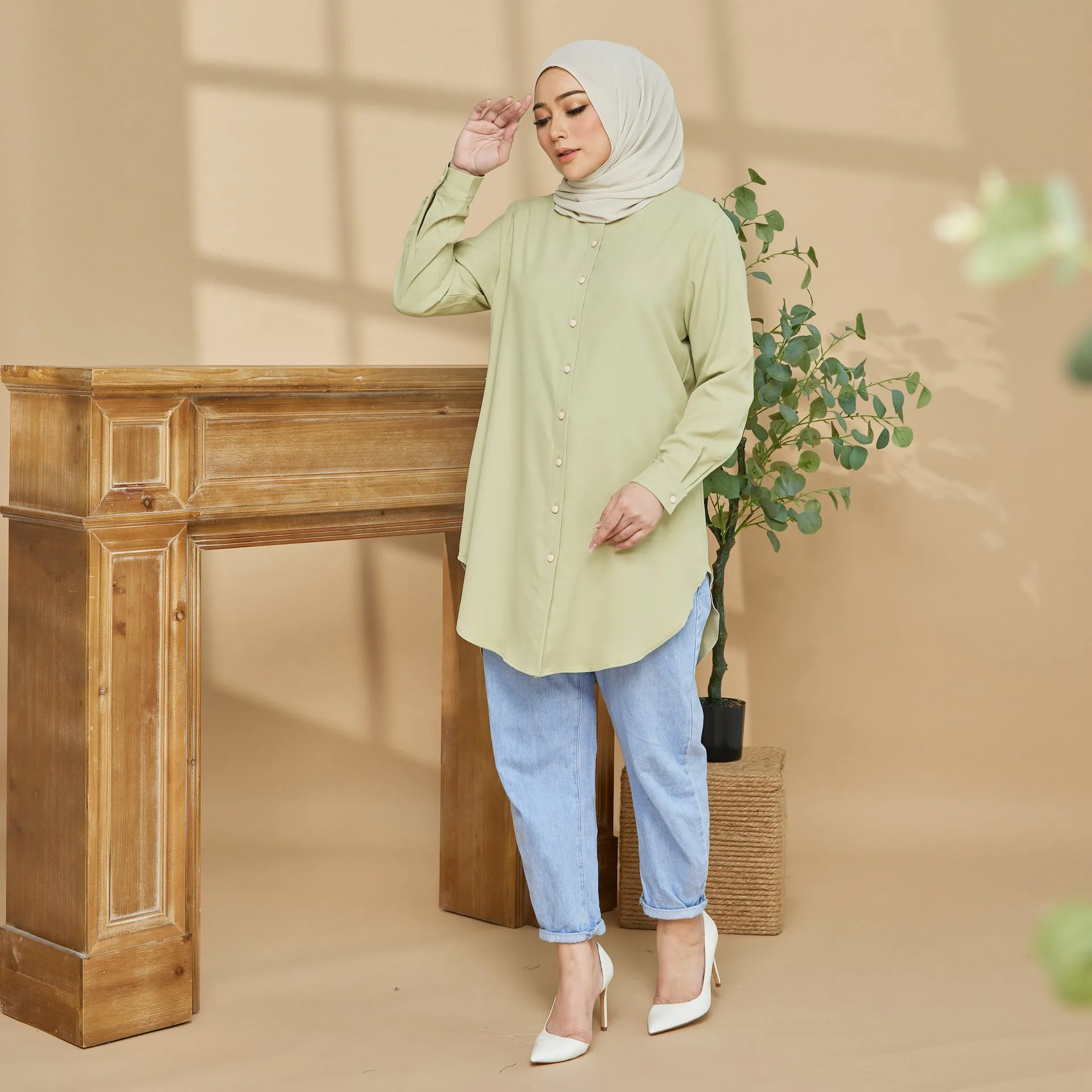 Hanie Blouse - Sage Mint