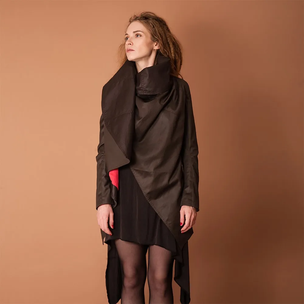 Innuendo Trench by GUZUNDSTRAUS