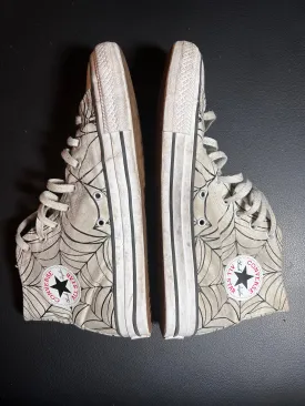 Maty - Stage Worn Converse