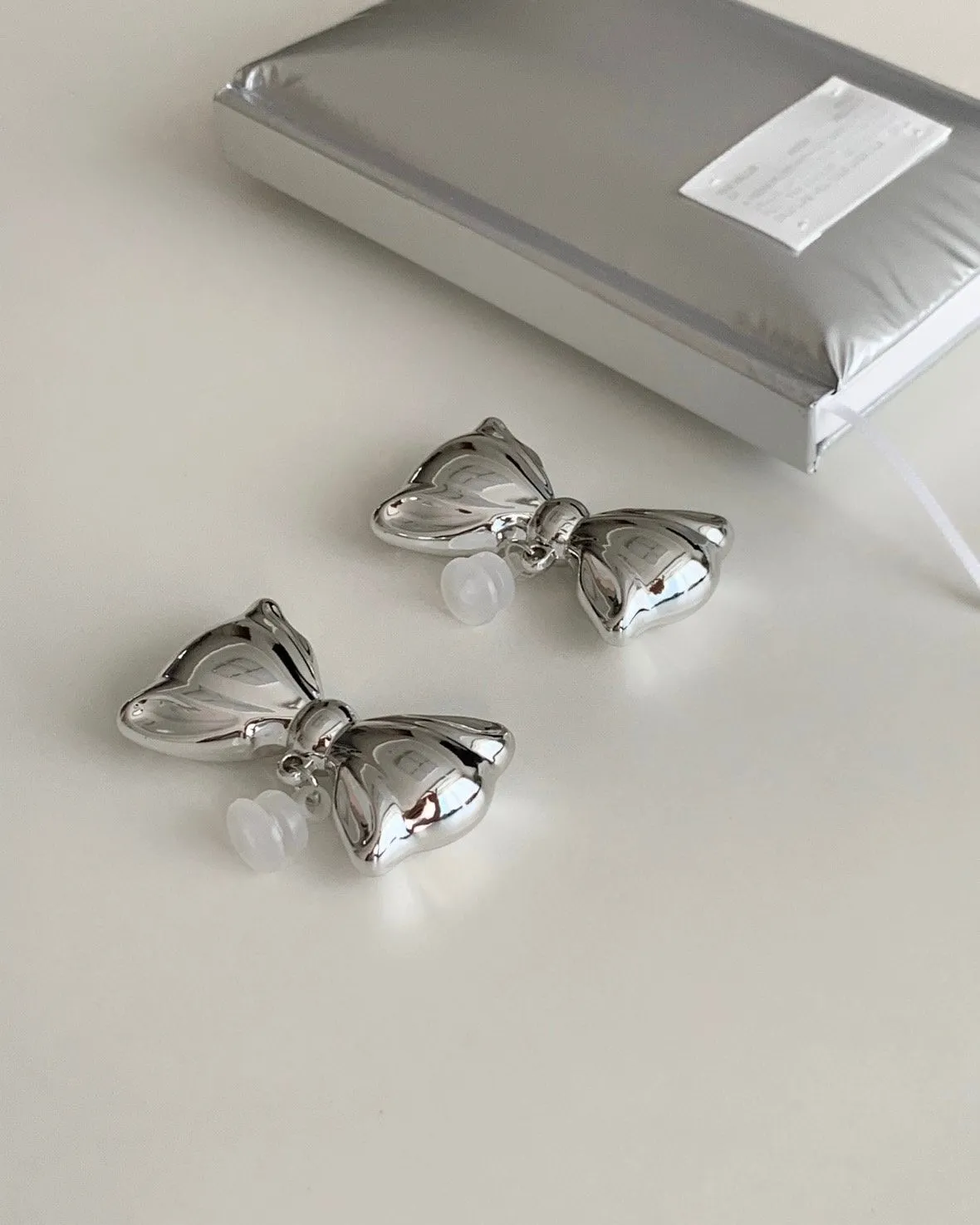 Silver Bow Sandal Charm (Single Piece)