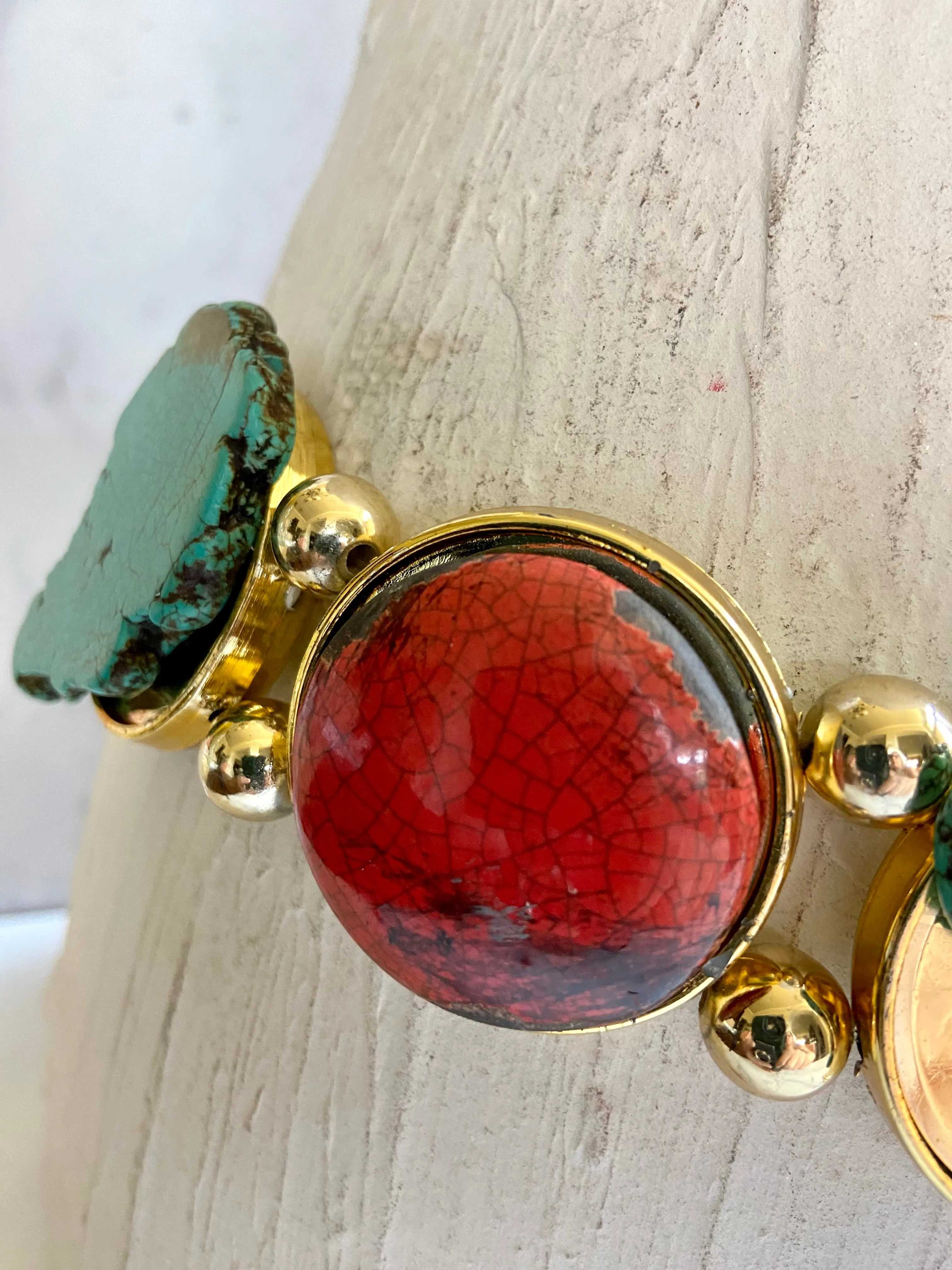 Stone chain belt