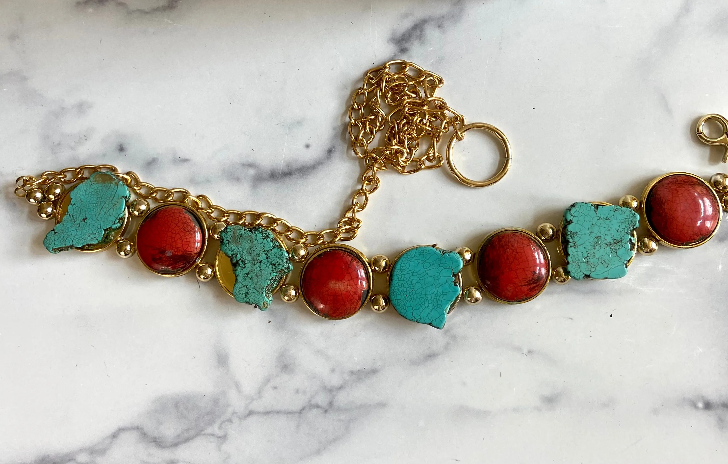 Stone chain belt